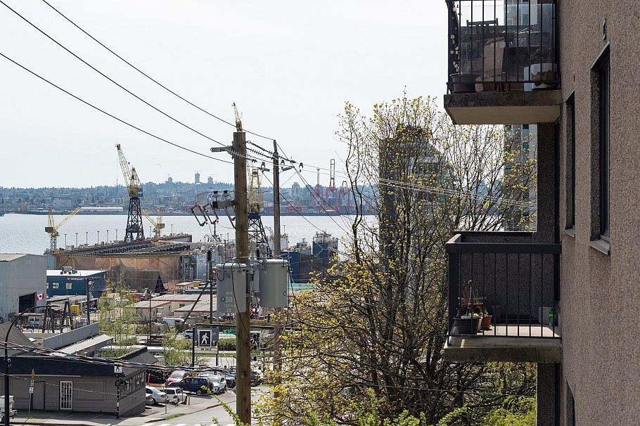 306 145 St. Georges Avenue North Vancouver, BC - 17