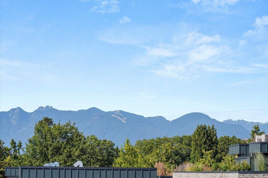 4110 Columbia Street Vancouver, BC - 26