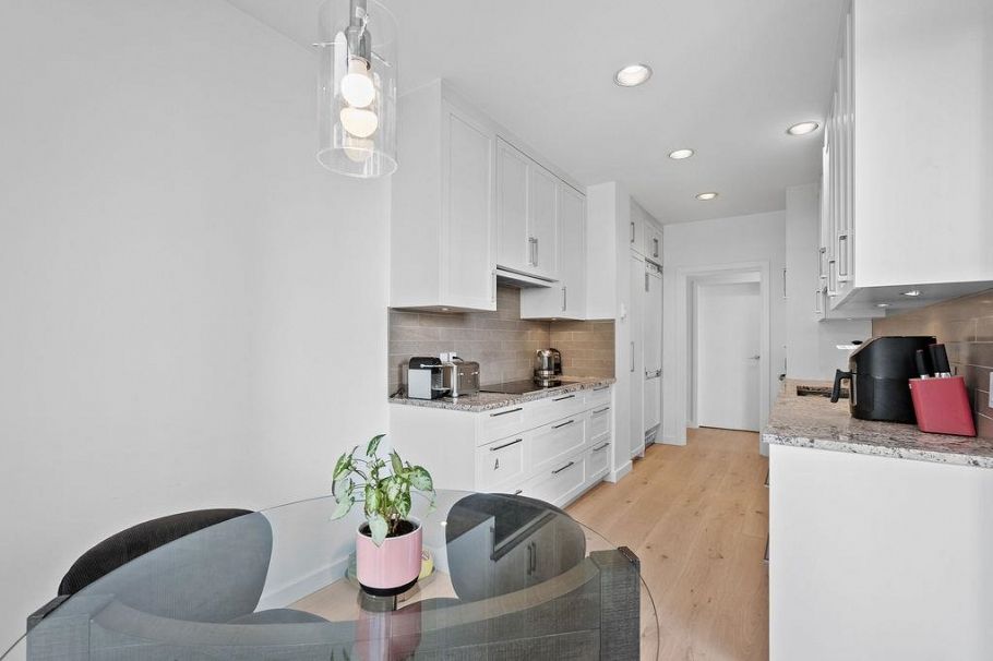 1B 1500 Alberni Street Vancouver, BC - 18