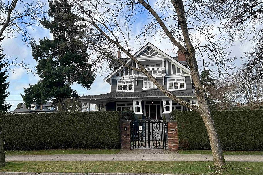 1799 Cedar Crescent Vancouver, BC - 3