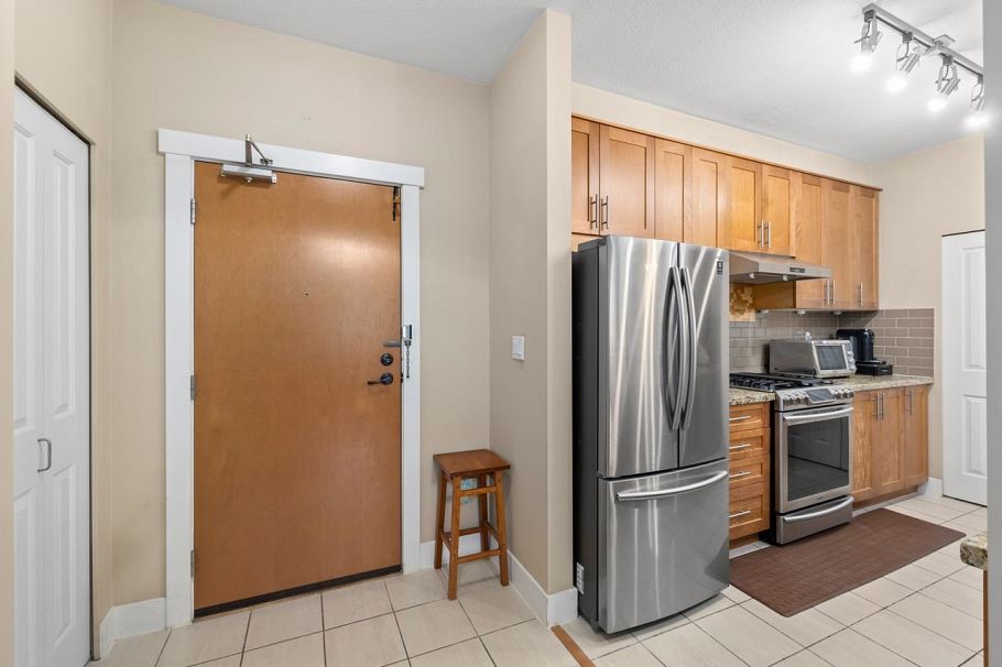 210 4885 Valley Drive Vancouver, BC - 6