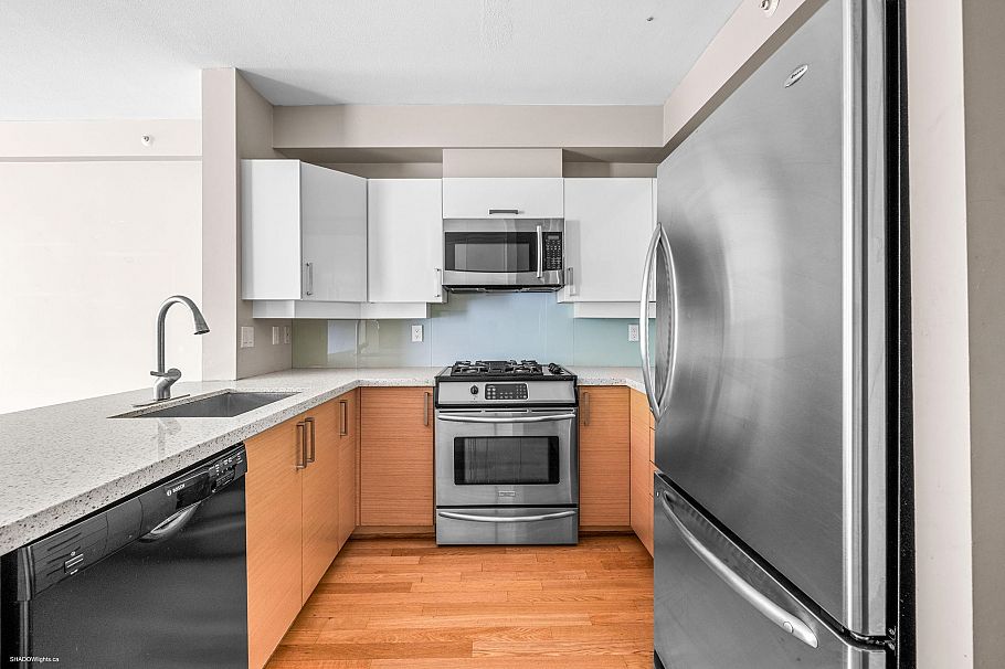 207 2228 Marstrand Avenue Vancouver, BC - 11