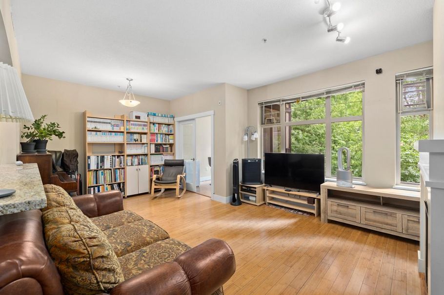 210 4885 Valley Drive Vancouver, BC - 7