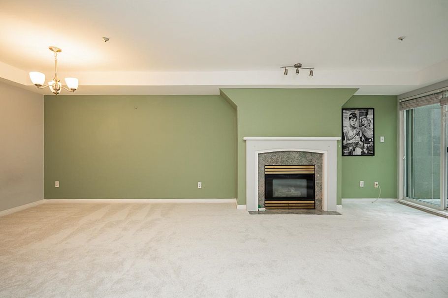 107 8430 Jellicoe Street Vancouver, BC - 2