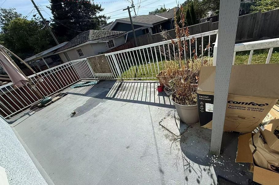 4825 Commercial Street Vancouver, BC - 5