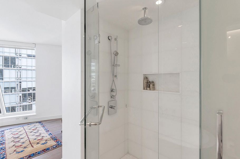 1601 1499 W Pender Street Vancouver, BC - 26