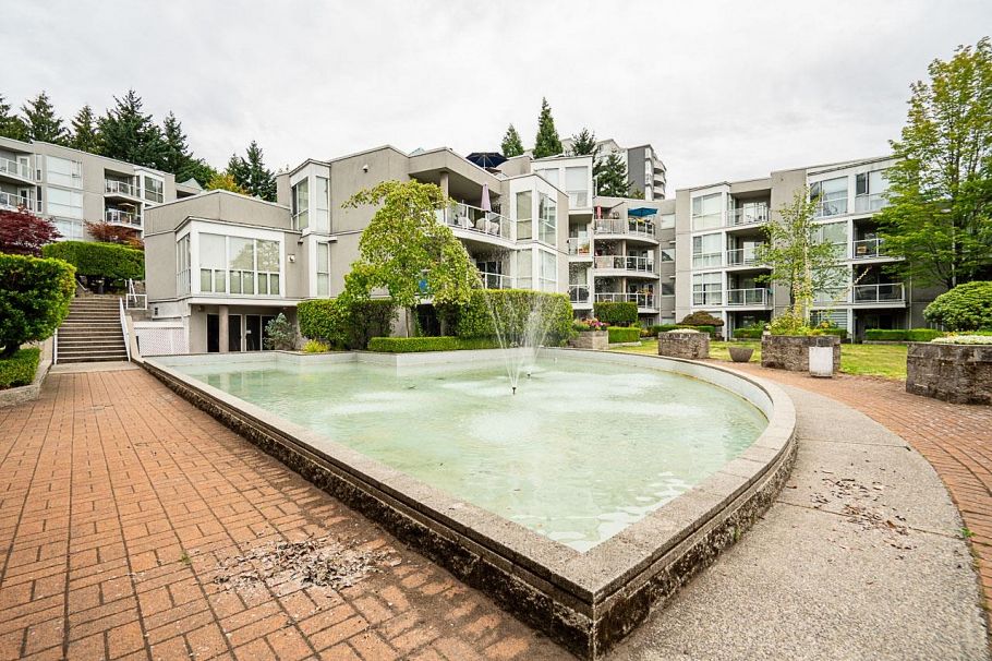 107 8430 Jellicoe Street Vancouver, BC - 28