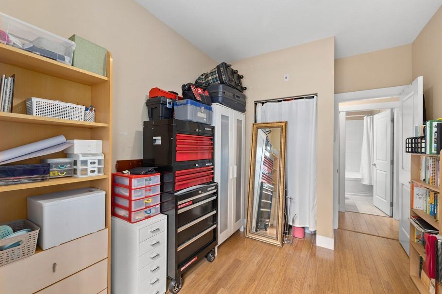 210 4885 Valley Drive Vancouver, BC - 23