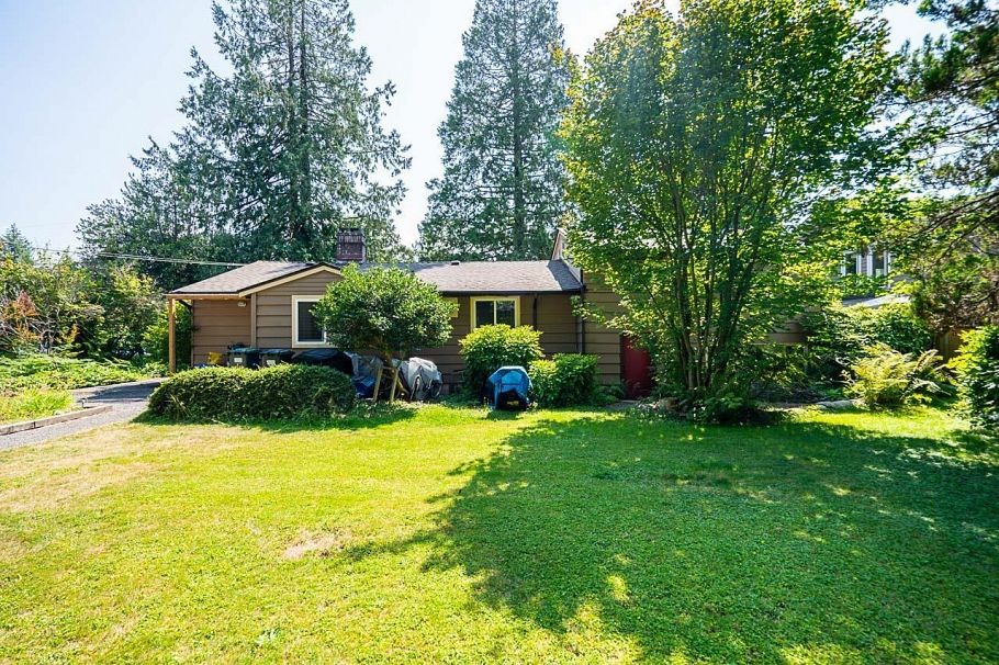 894 E 13th Street North Vancouver, BC - 7