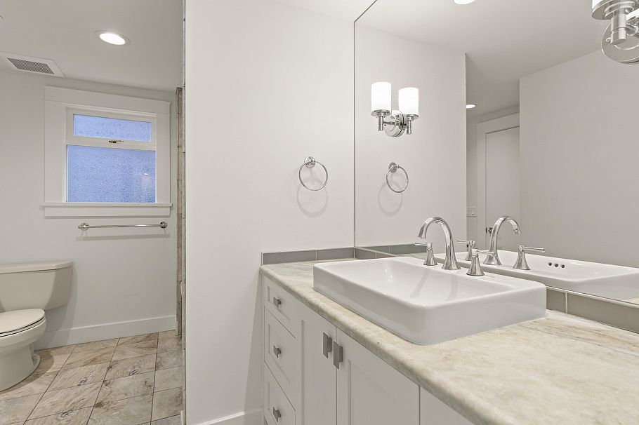 3655 Cameron Avenue Vancouver, BC - 19