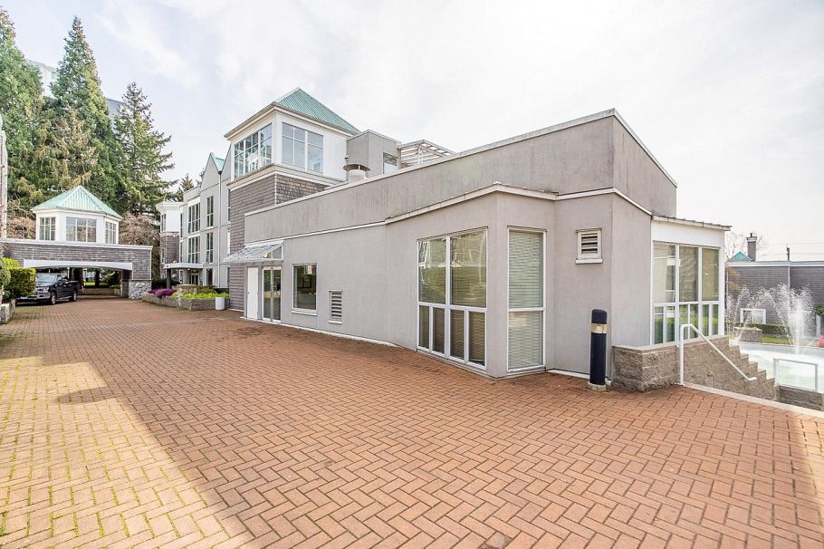 107 8430 Jellicoe Street Vancouver, BC - 36