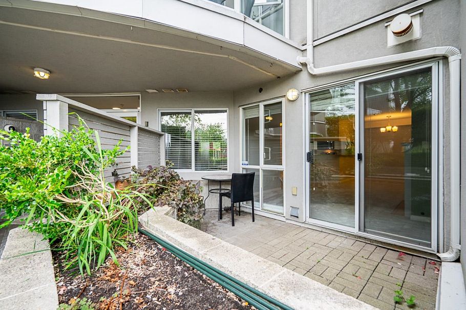 107 8430 Jellicoe Street Vancouver, BC - 22