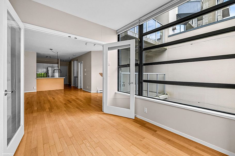 207 2228 Marstrand Avenue Vancouver, BC - 14