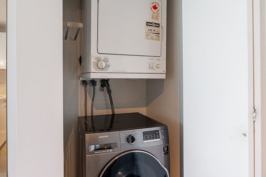 1105 2733 Chandlery Place Vancouver, BC - 16