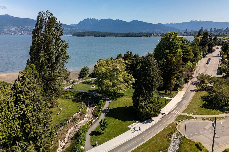 307 2890 Point Grey Road Vancouver, BC - 23