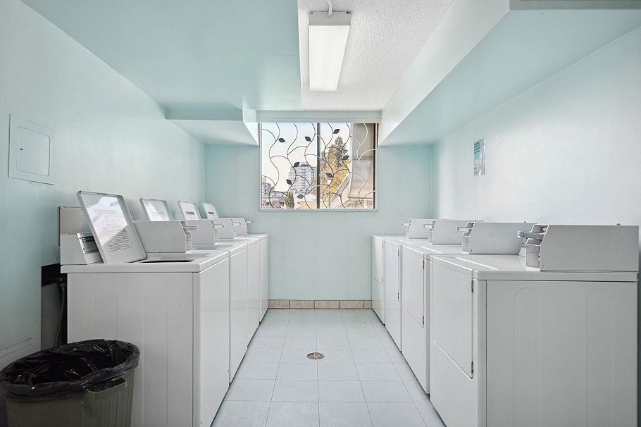 306 145 St. Georges Avenue North Vancouver, BC - 21