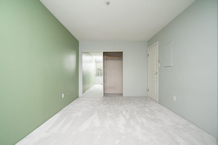 107 8430 Jellicoe Street Vancouver, BC - 17