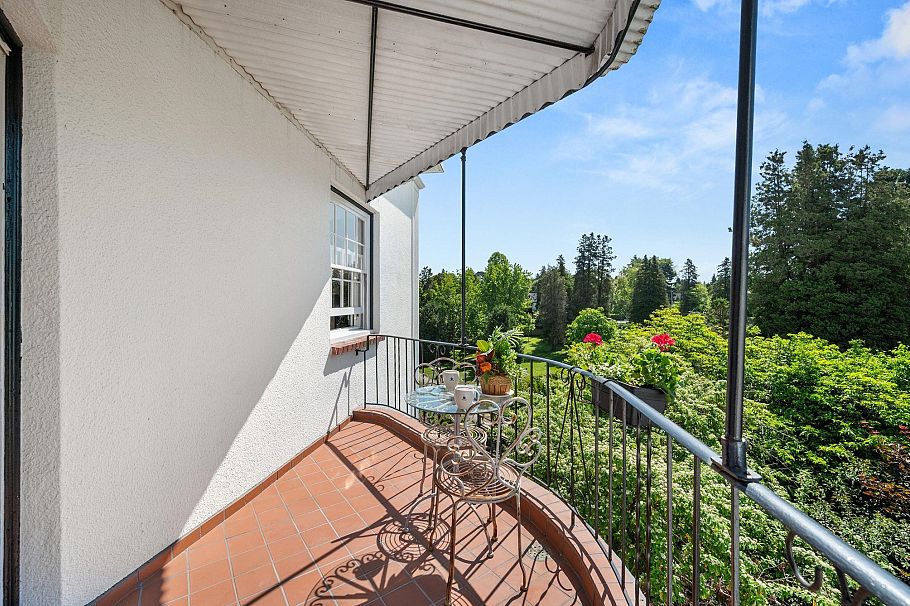 307 2890 Point Grey Road Vancouver, BC - 4