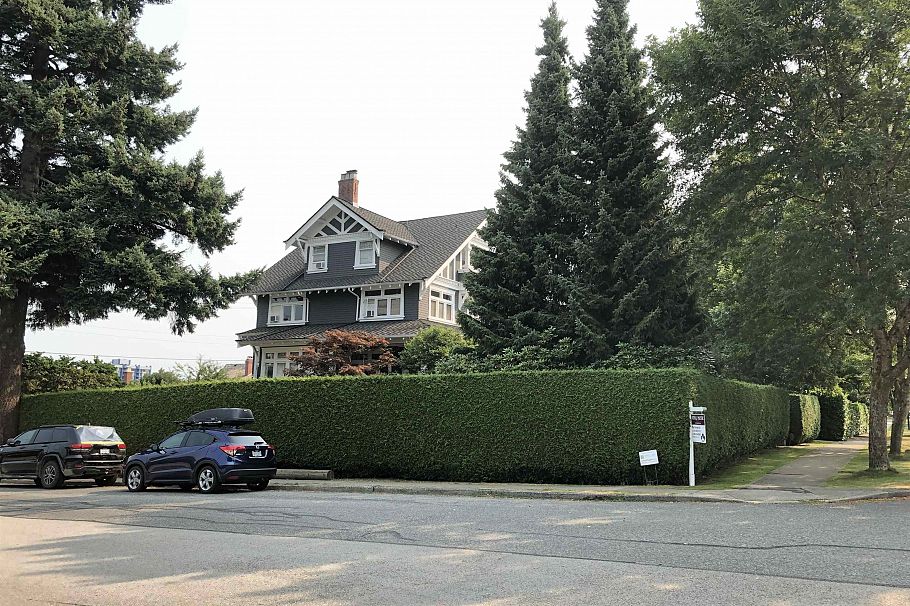 1799 Cedar Crescent Vancouver, BC - 1