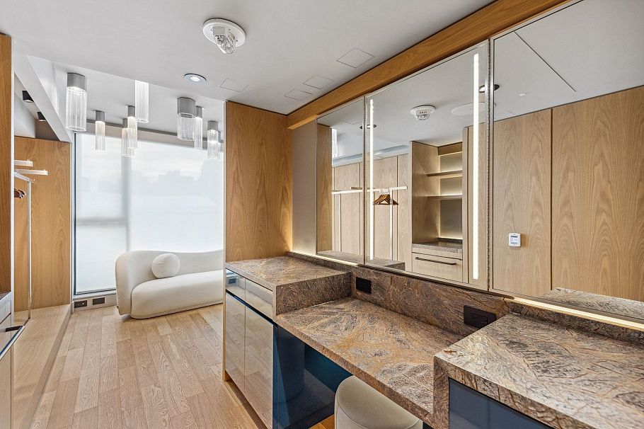 1901 1408 Robson Street Vancouver, BC - 35