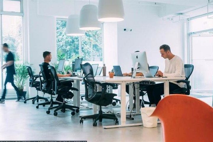 299 Alexander Street Vancouver, BC - 3