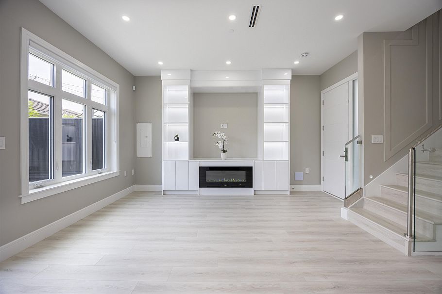 2 5808 Lanark Street Vancouver, BC - 8