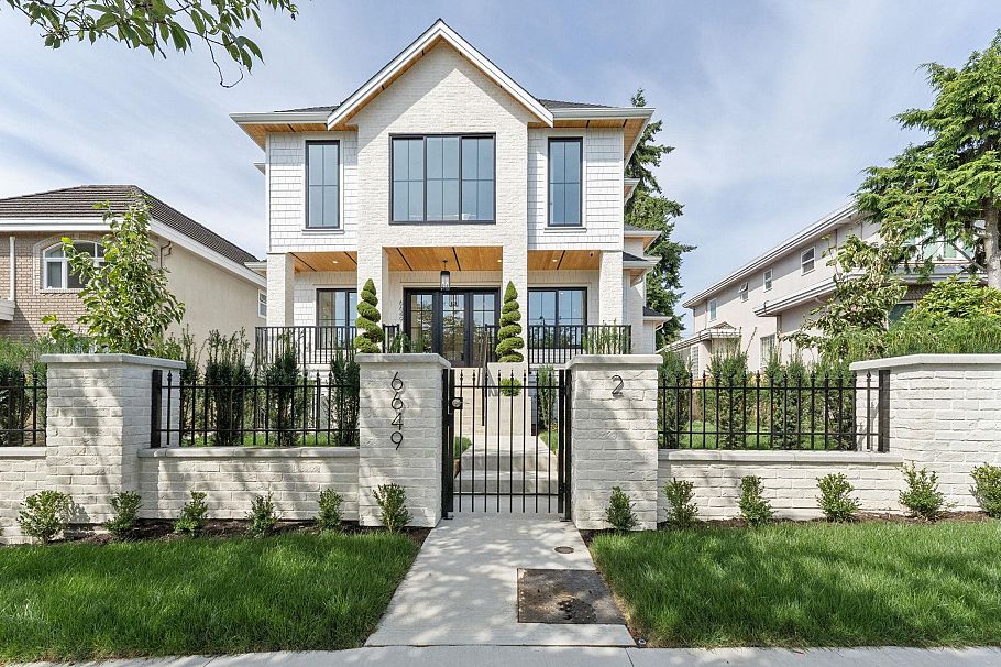 1 6649 Heather Street Vancouver, BC - 1