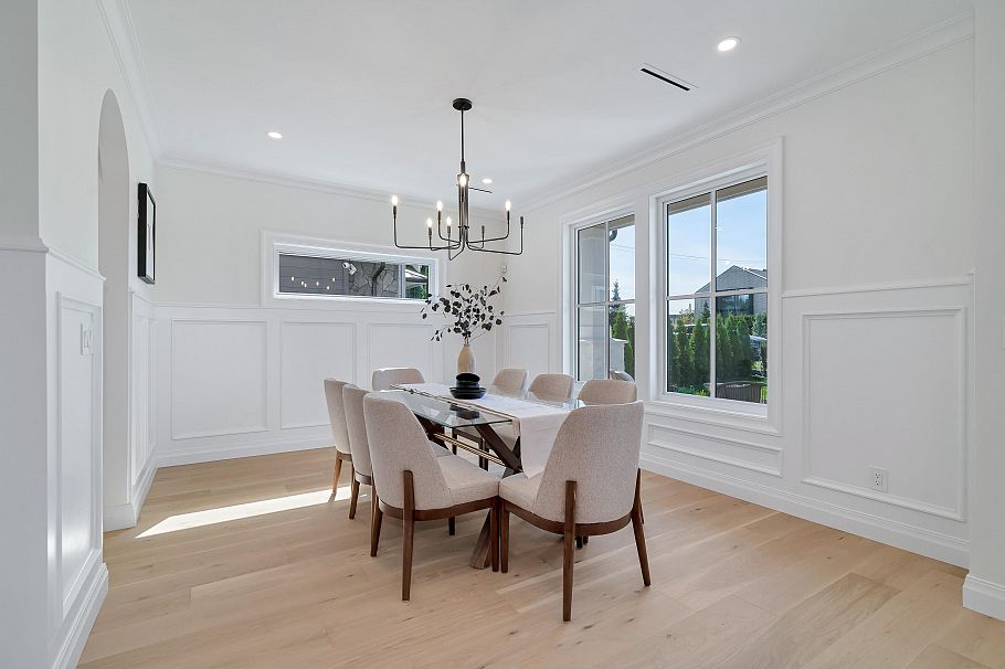 780 E 10th Street North Vancouver, BC - 4