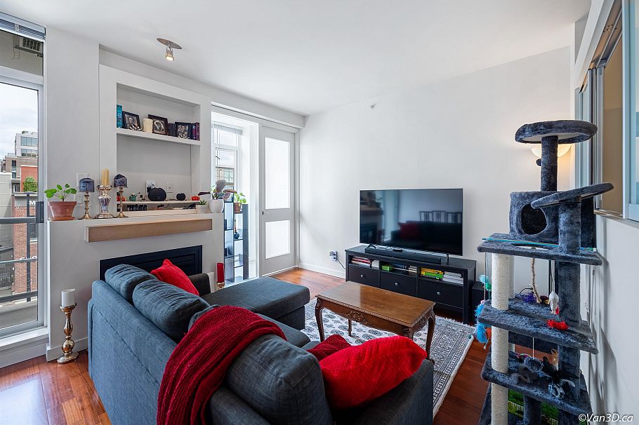 306 2055 Yukon Street Vancouver, BC - 1