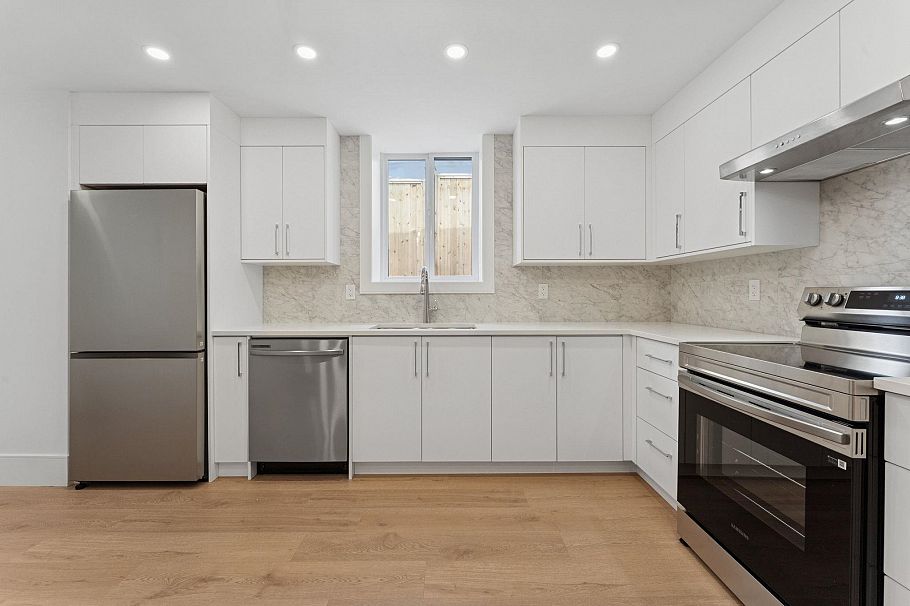 1 6649 Heather Street Vancouver, BC - 39