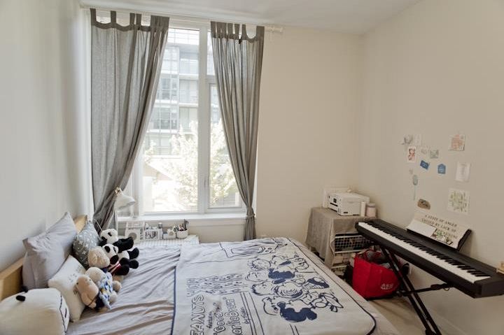 302 2033 W 10th Avenue Vancouver, BC - 10