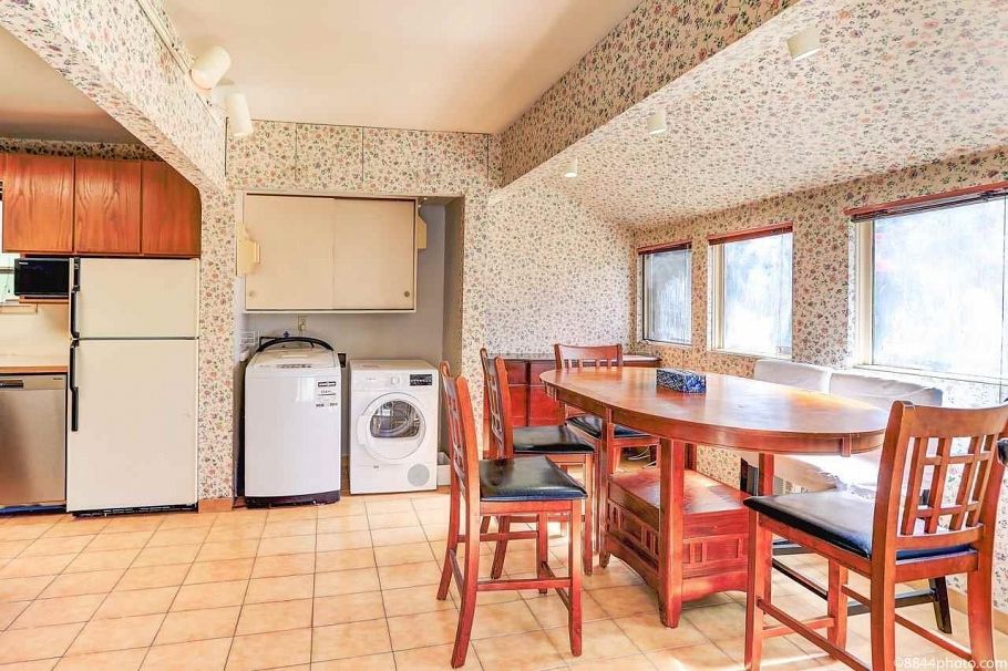 3870 W 17th Avenue Vancouver, BC - 14