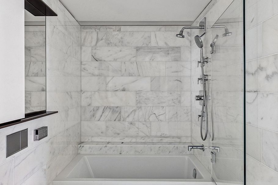 1901 1408 Robson Street Vancouver, BC - 16