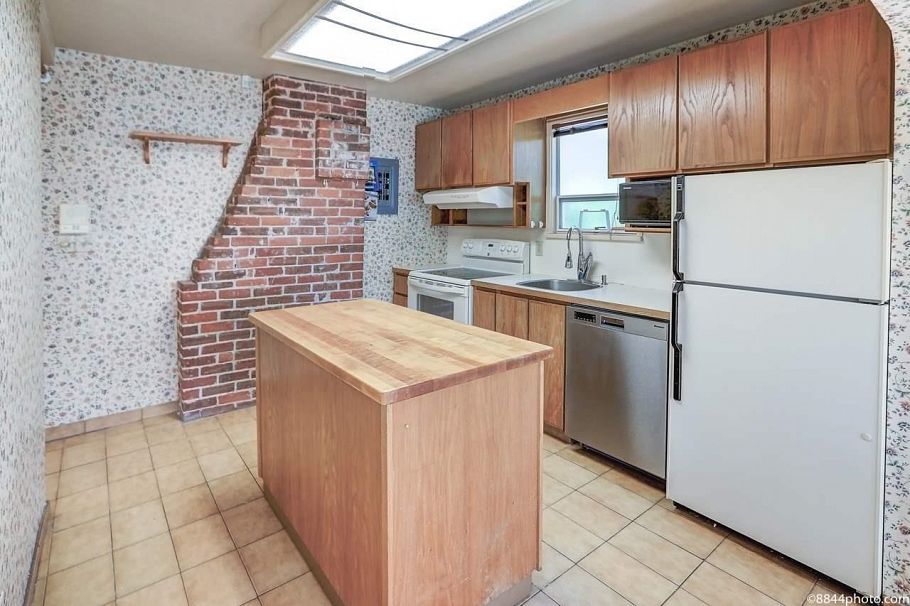 3870 W 17th Avenue Vancouver, BC - 13