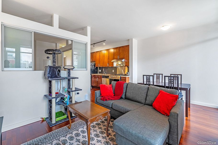 306 2055 Yukon Street Vancouver, BC - 3