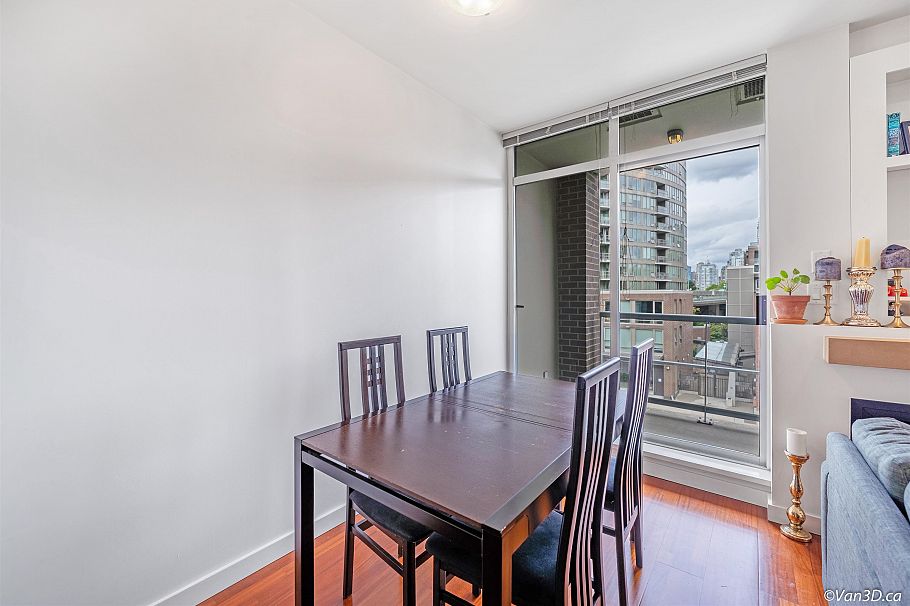 306 2055 Yukon Street Vancouver, BC - 4