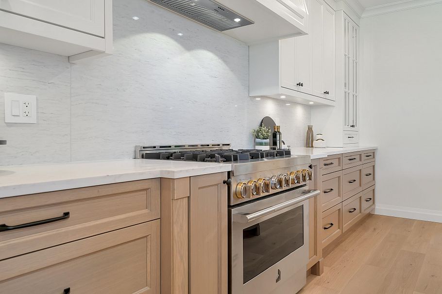 780 E 10th Street North Vancouver, BC - 13