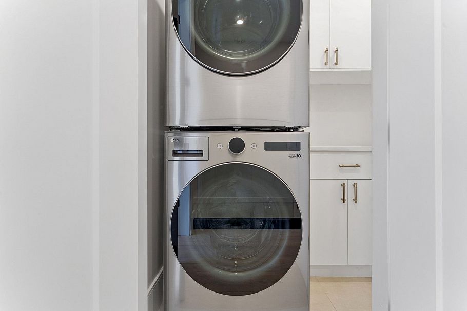 1 6649 Heather Street Vancouver, BC - 31