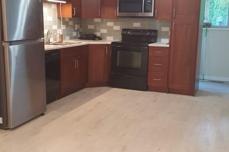 883 Nairn Court North Vancouver, BC - 4