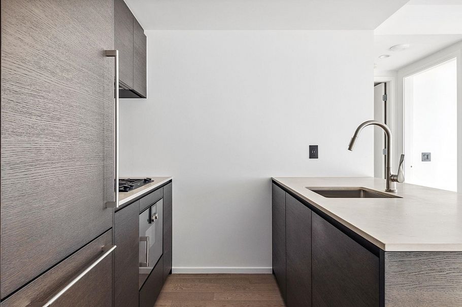 1901 1408 Robson Street Vancouver, BC - 5