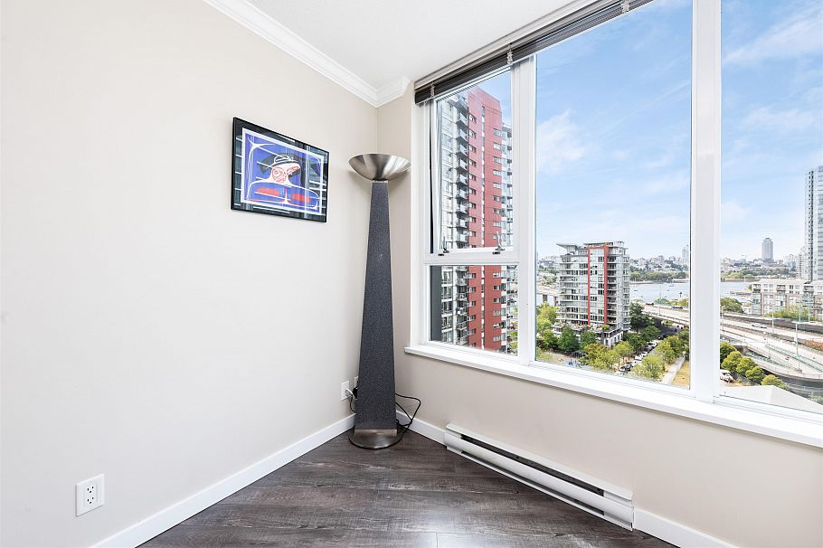 1606 33 Smithe Street Vancouver, BC - 16