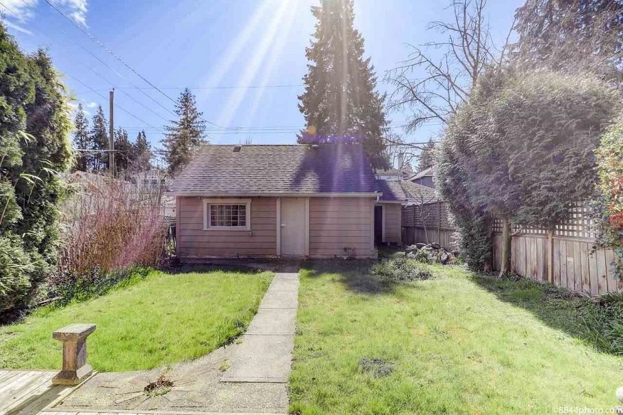 3870 W 17th Avenue Vancouver, BC - 3