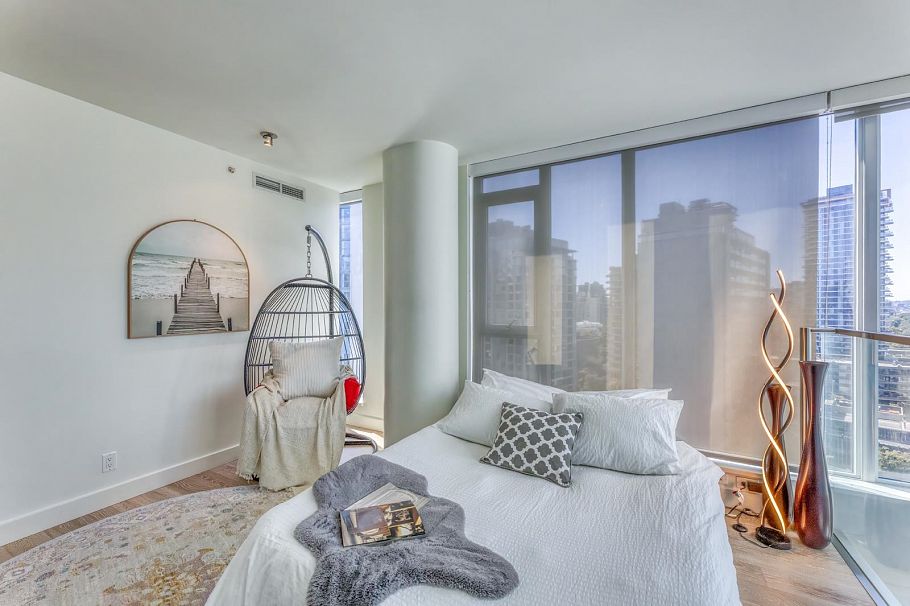 1704 1499 W Pender Street Vancouver, BC - 16