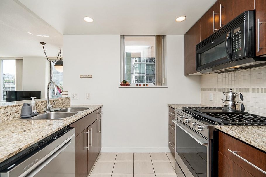 908 550 Pacific Street Vancouver, BC - 8