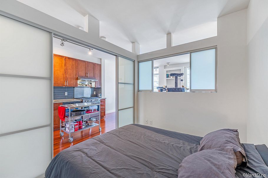 306 2055 Yukon Street Vancouver, BC - 9