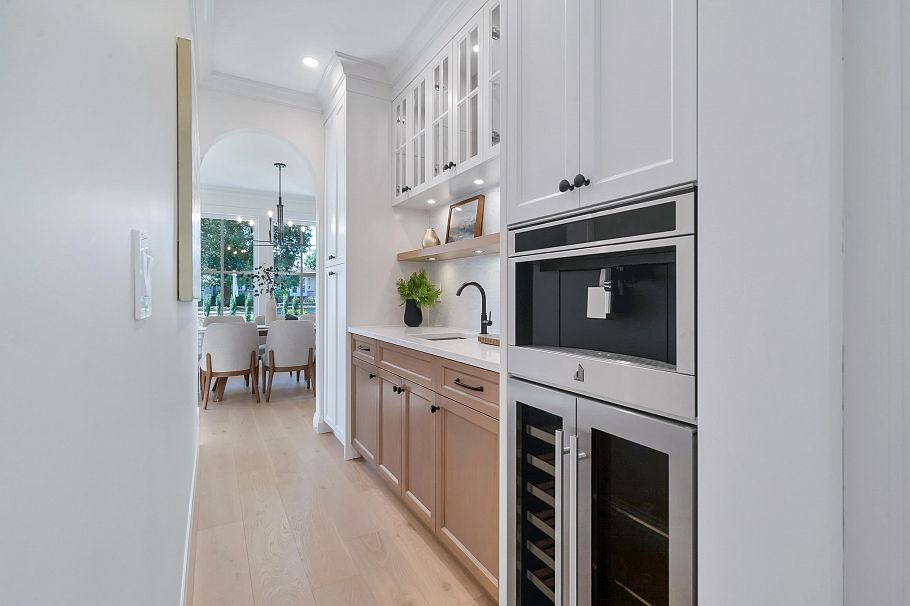 780 E 10th Street North Vancouver, BC - 14