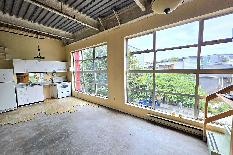 201 272 E 4th Avenue Vancouver, BC - 11