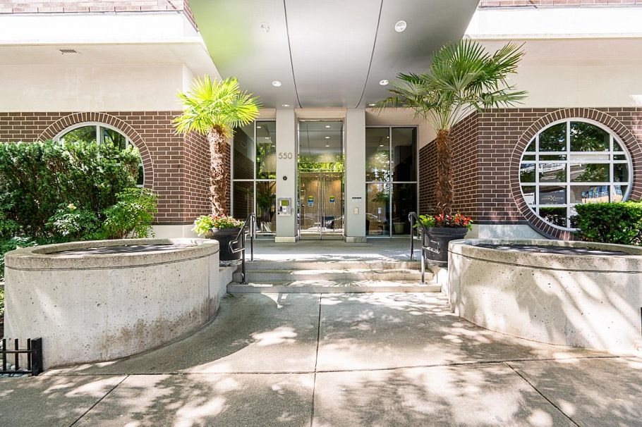 908 550 Pacific Street Vancouver, BC - 2
