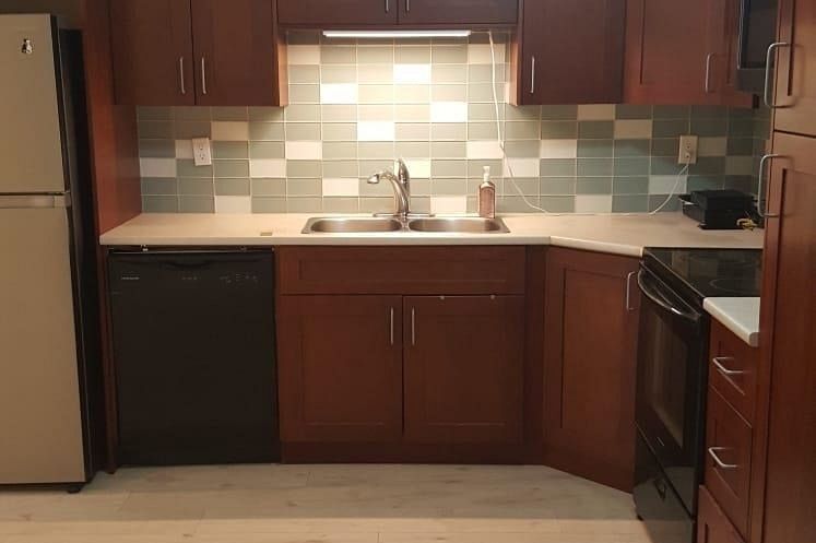 883 Nairn Court North Vancouver, BC - 25