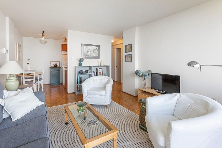 904 1850 Comox Street Vancouver, BC - 9